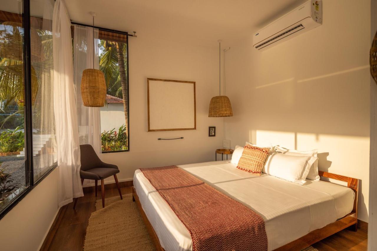 Pont Bleu Suites Riverside & Pool Канакона Екстериор снимка